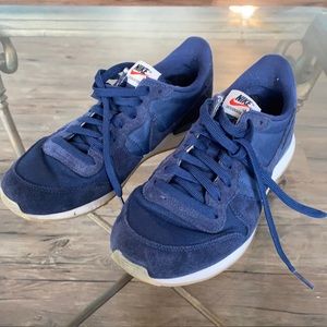 Nike Customized All Navy Internationalist
